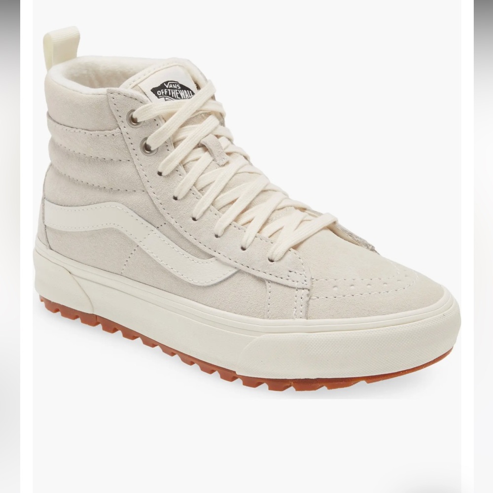 Brand New Women’s Vans SK8 MTE 
Size:7